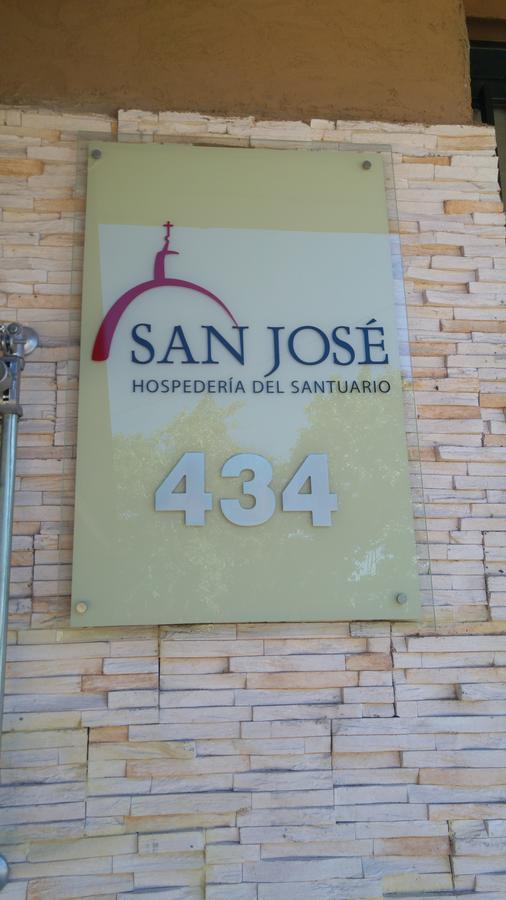 Отель San Jose - Hospederia Del Santuario Сан-Николас-де-лос-Арройос Экстерьер фото